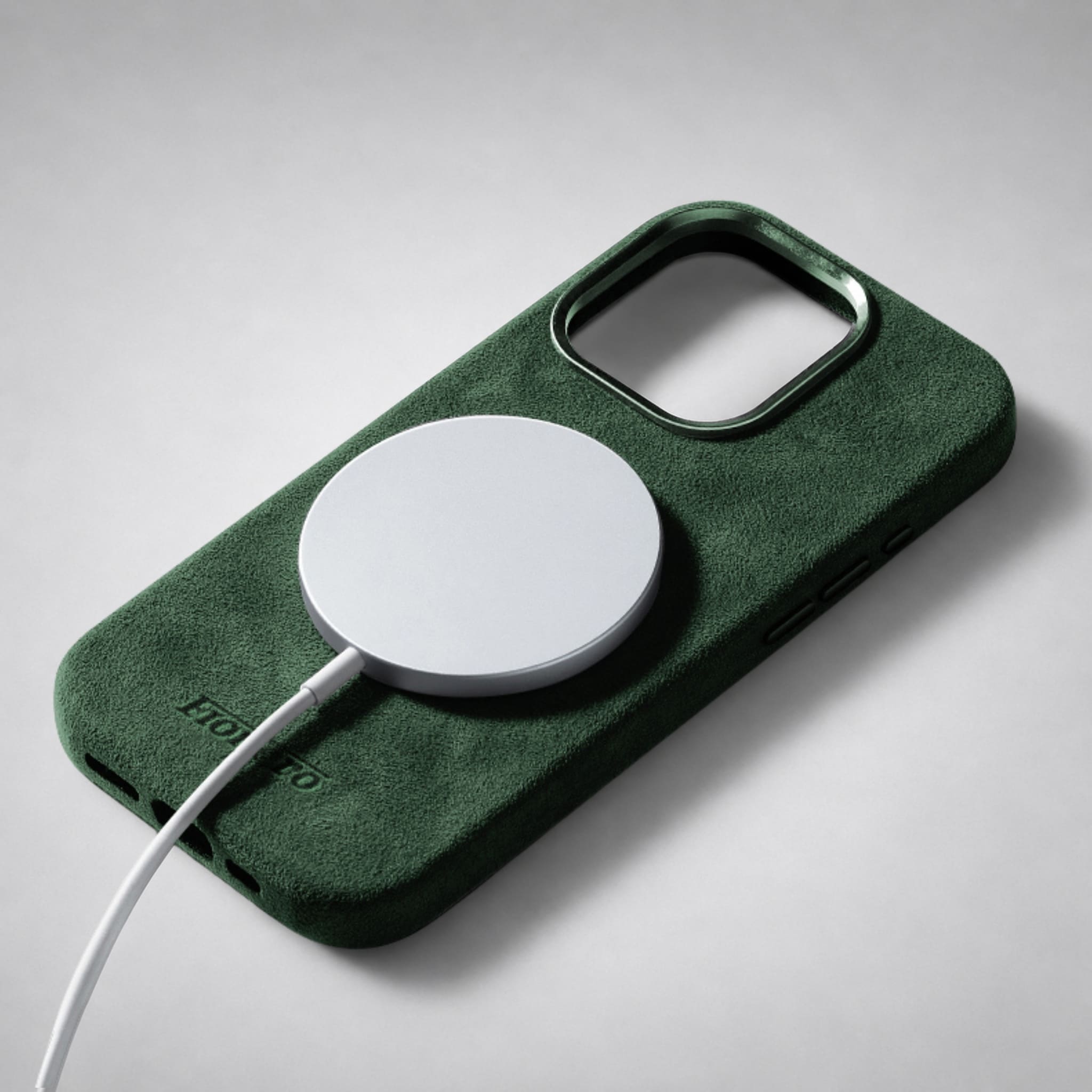 FIONERO® iPhone 12 Pro - Alcantara Case – Forest Green