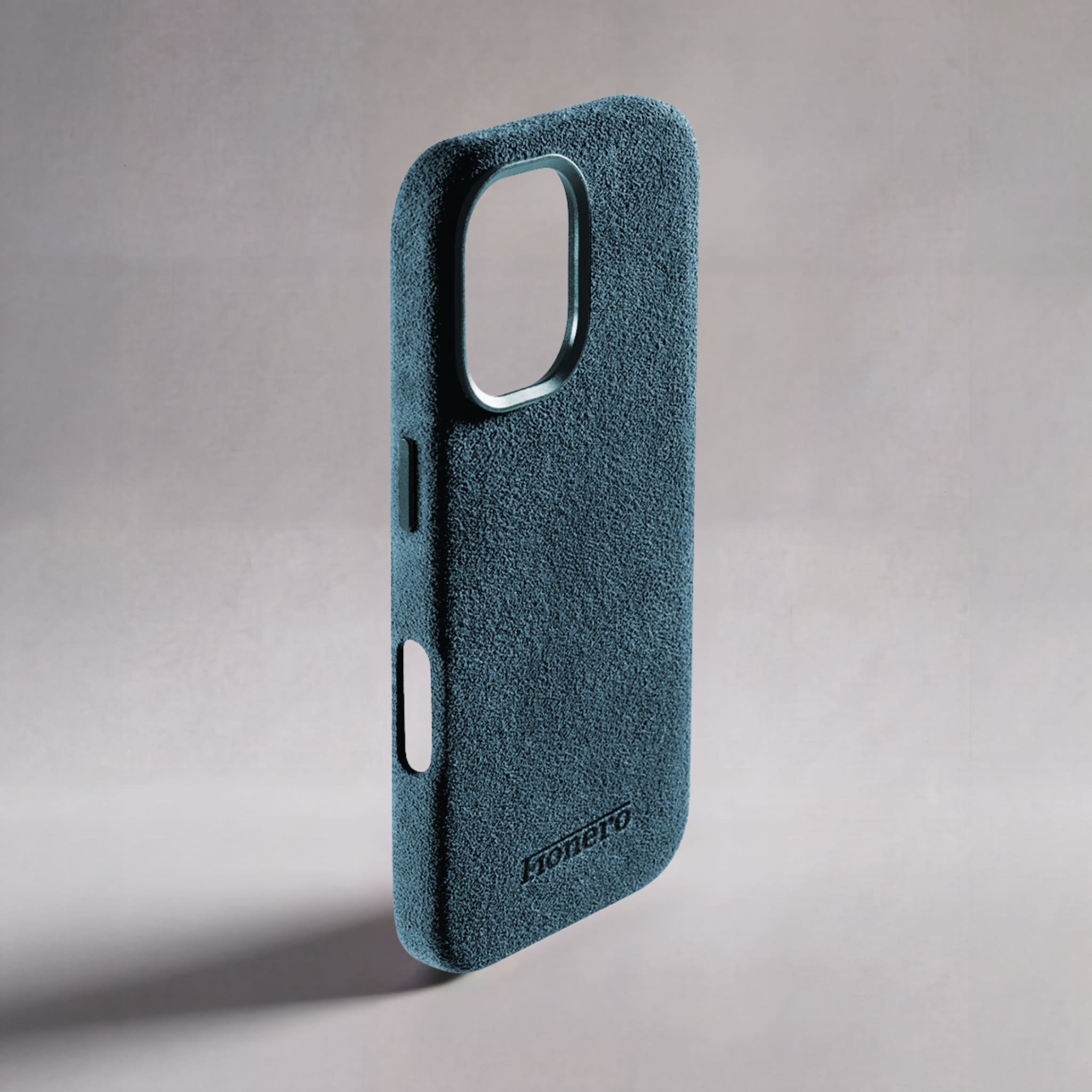 FIONERO® iPhone 16 - Alcantara Case – Ocean Blue
