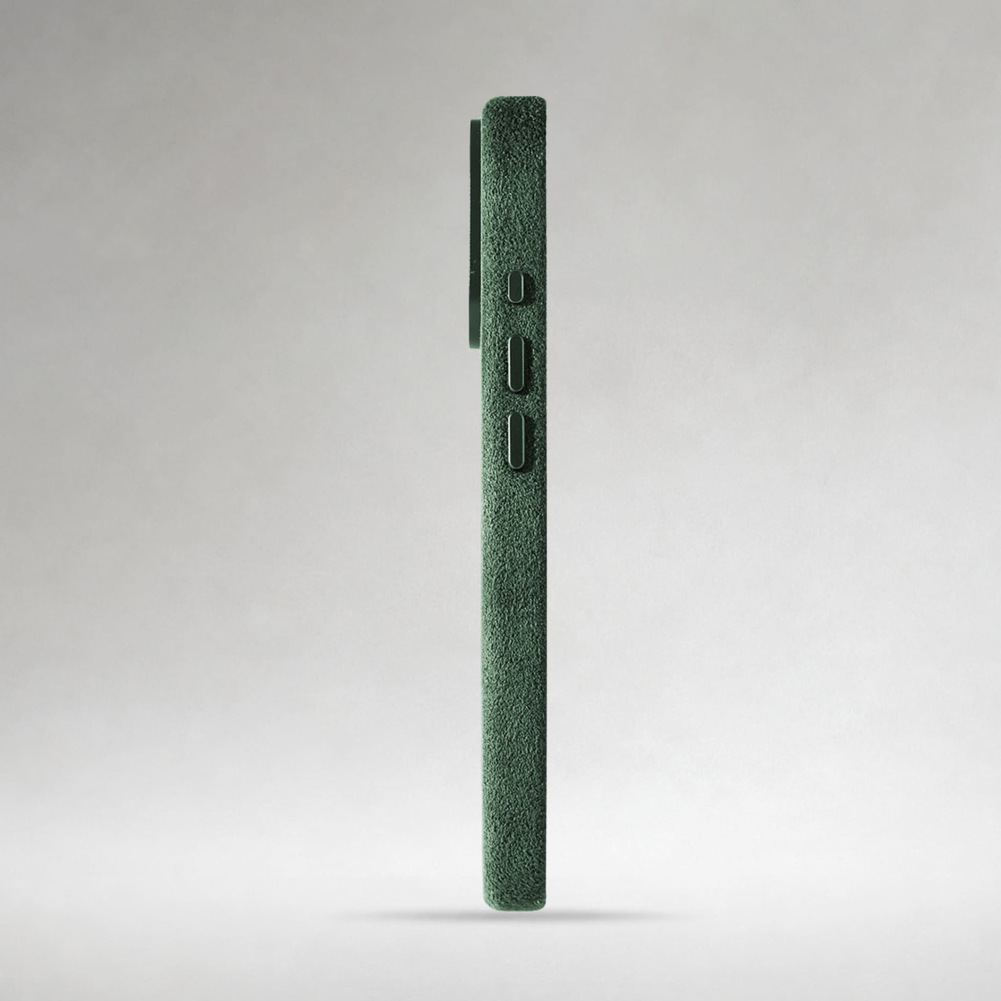 FIONERO® iPhone 17 - Alcantara Case – Forest Green