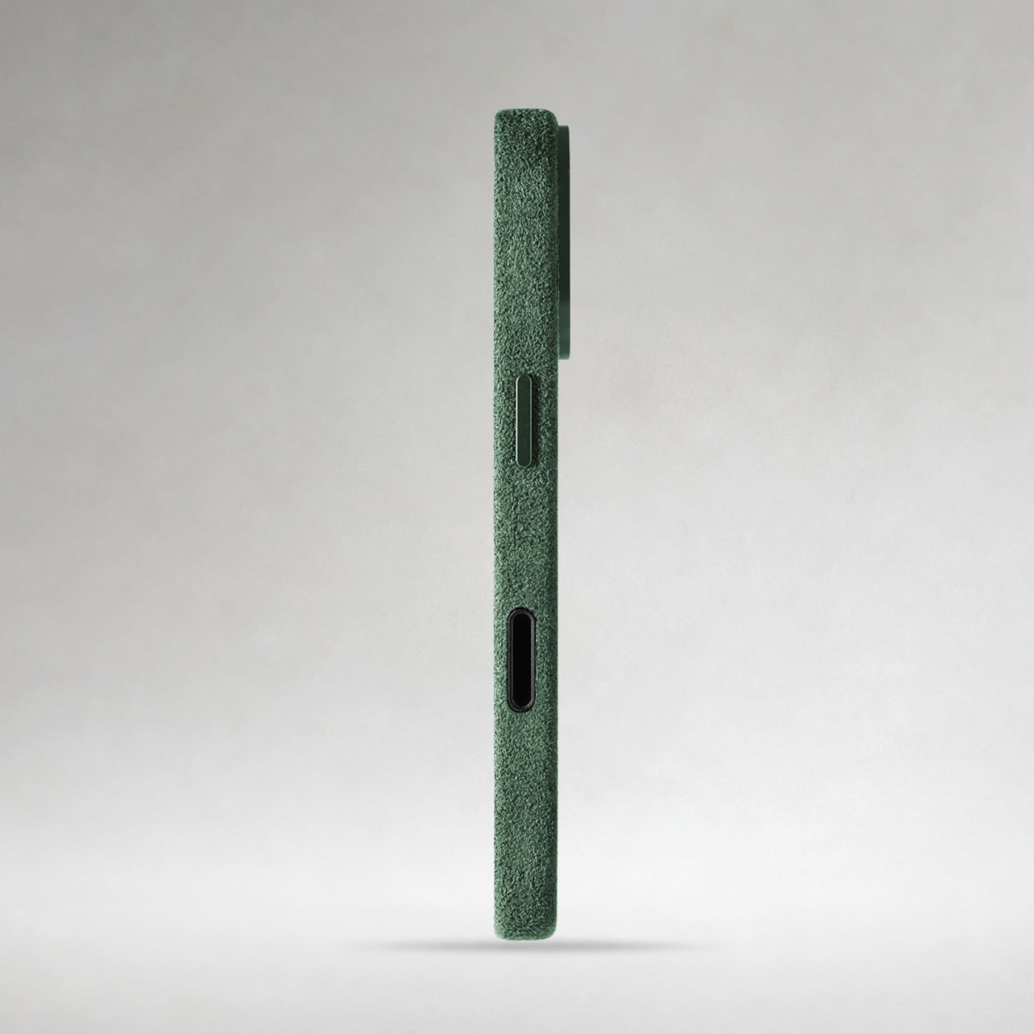 FIONERO® iPhone 17 - Alcantara Case – Forest Green