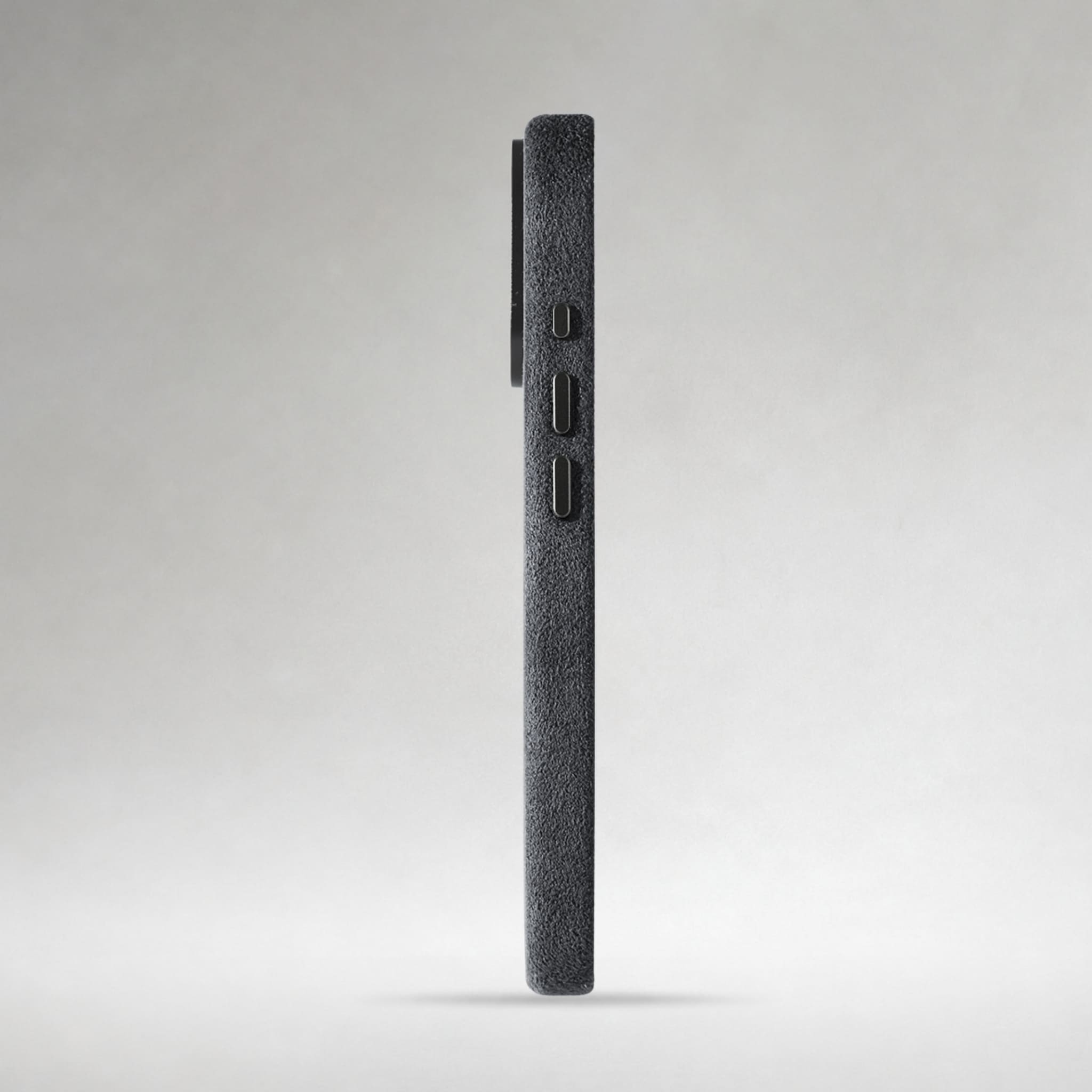 FIONERO® iPhone 17 - Alcantara Case – Midnight Black