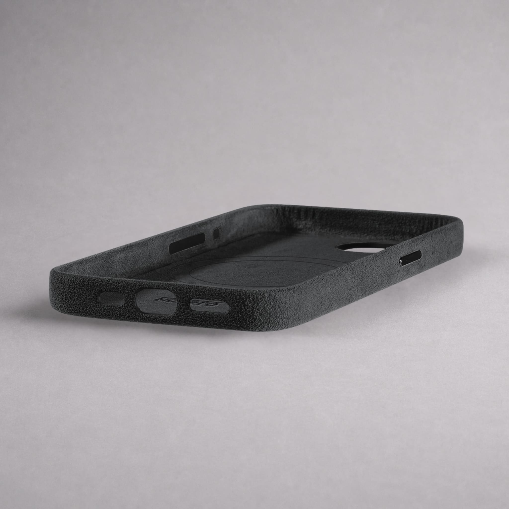 FIONERO® iPhone 17e - Alcantara Case – Midnight Black