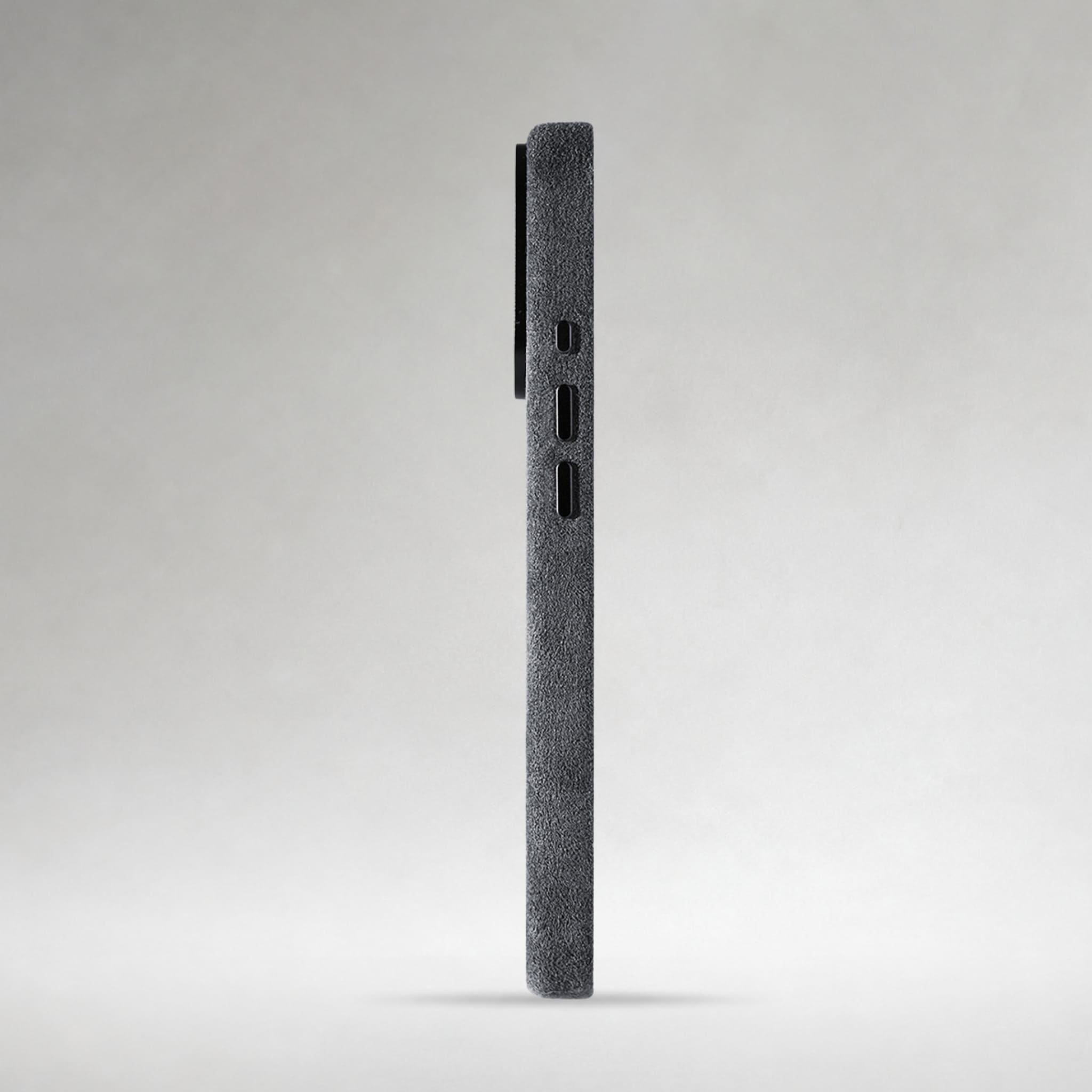 FIONERO® iPhone 17 Pro - Alcantara Case – Midnight Black
