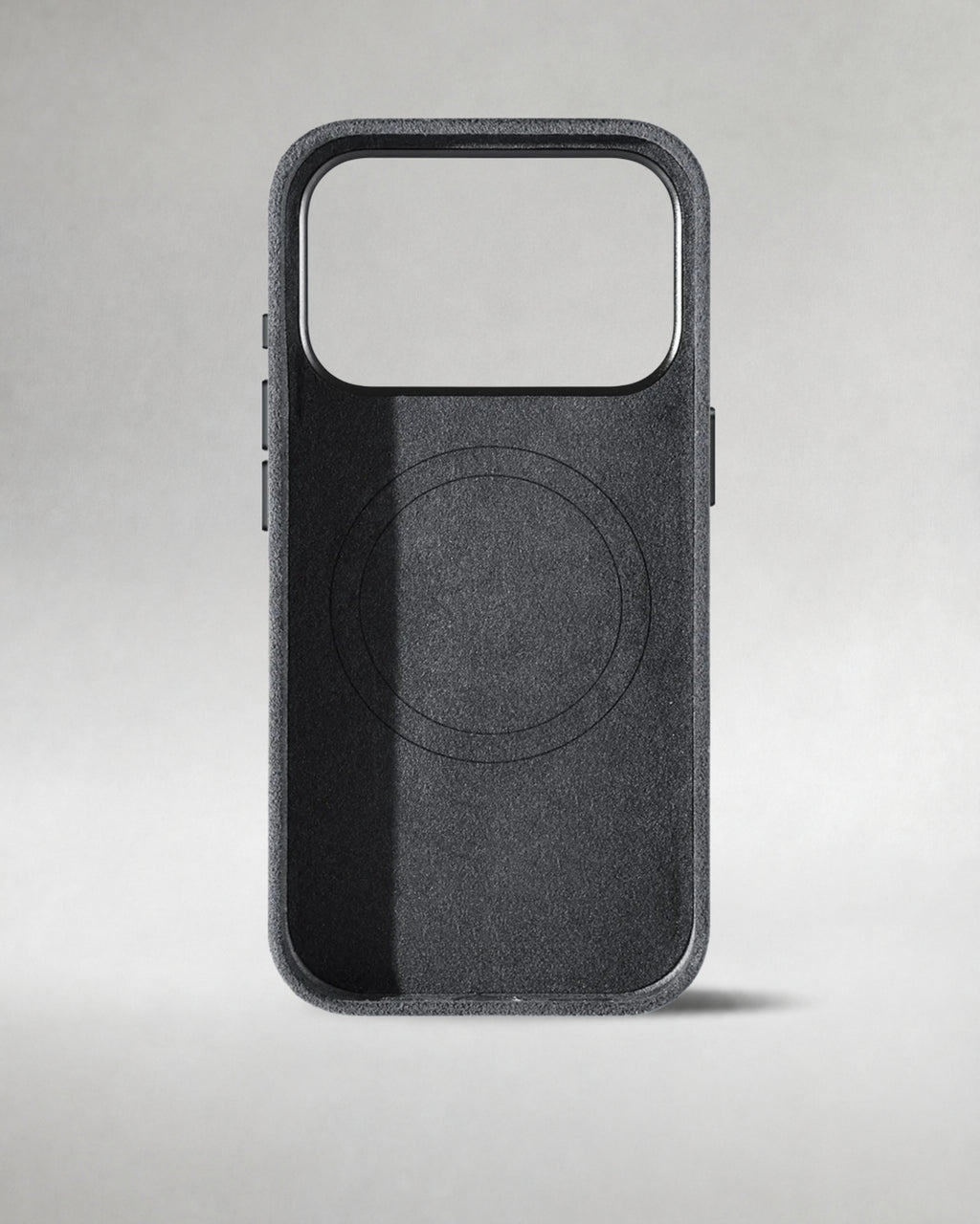 FIONERO® iPhone 17 Pro Max - Alcantara Hülle – Midnight Black