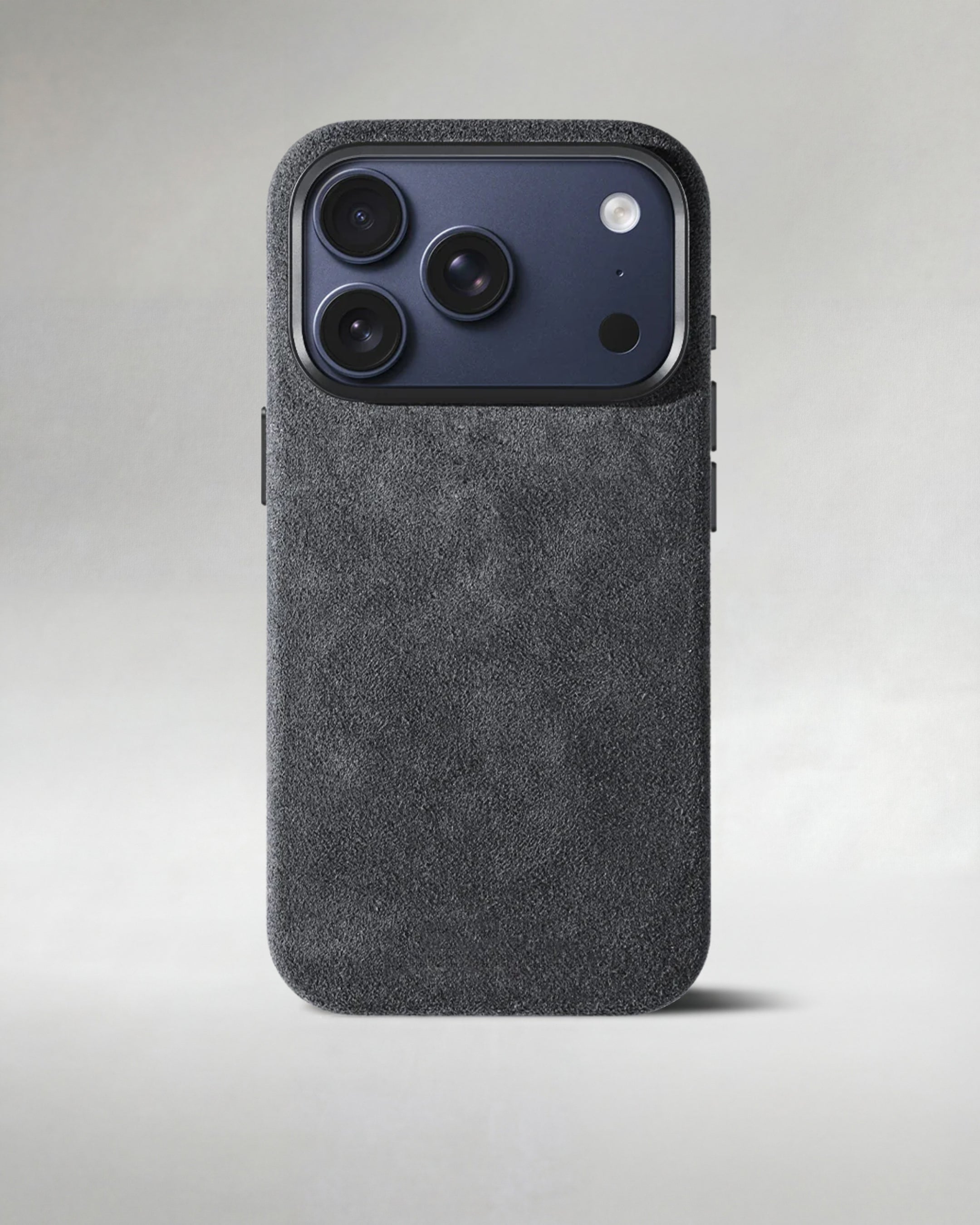 FIONERO® iPhone 17 Pro Max - Alcantara Hülle – Midnight Black
