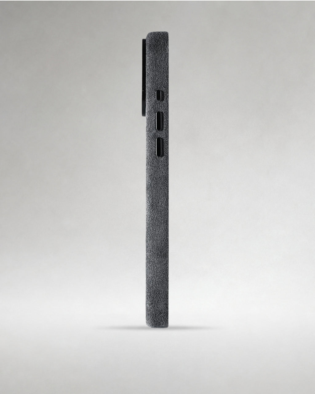 FIONERO® iPhone 17 Pro Max - Alcantara Hülle – Midnight Black