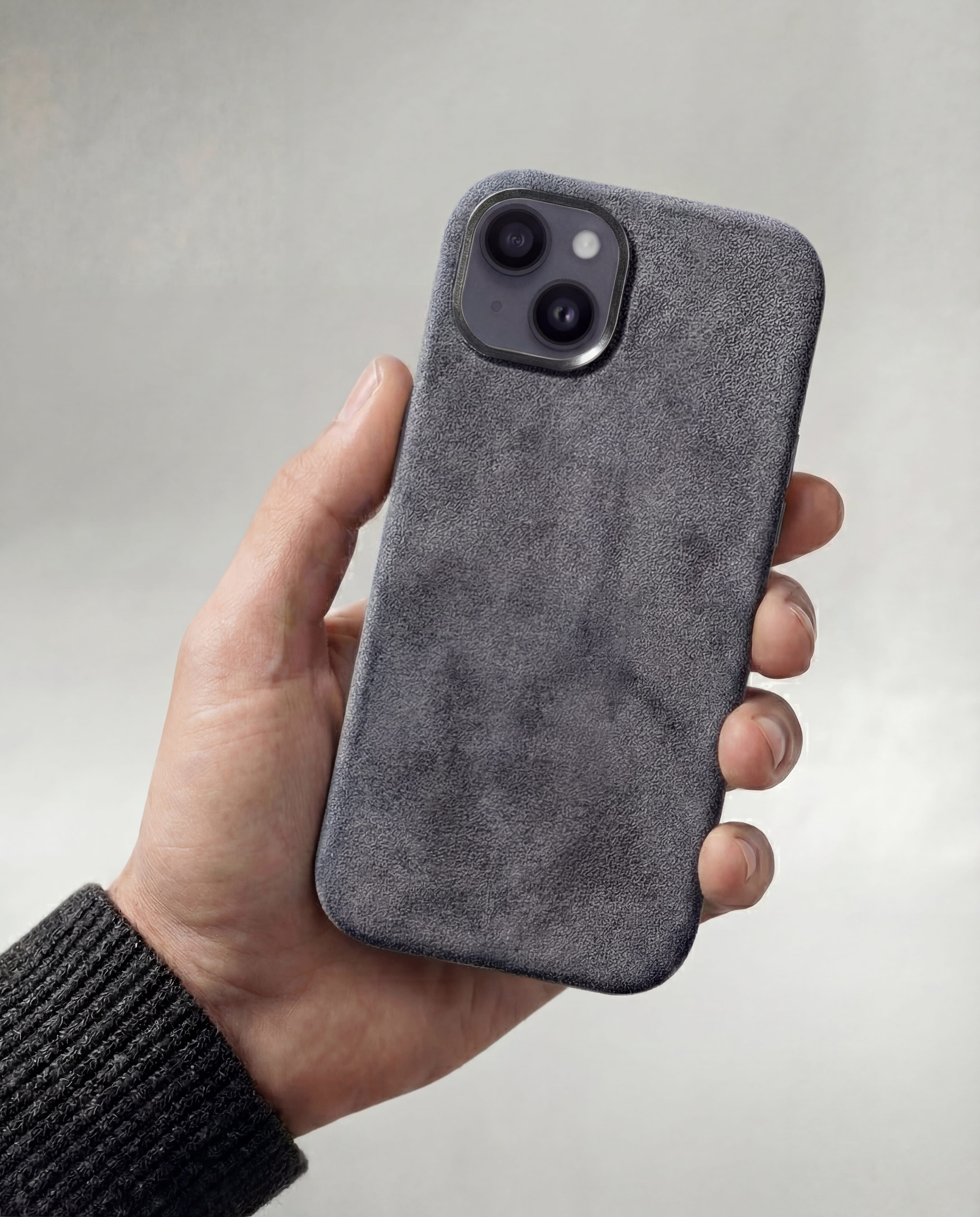 iPhone 13 - Alcantara Case - Midnight-Black