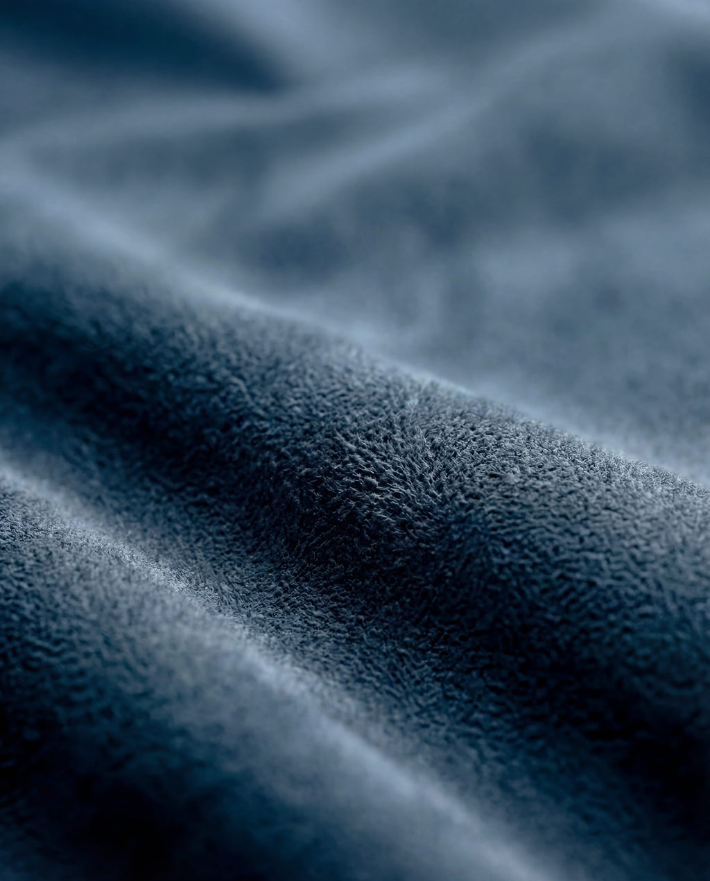 iPhone 13 - Alcantara Case - Ocean-Blue