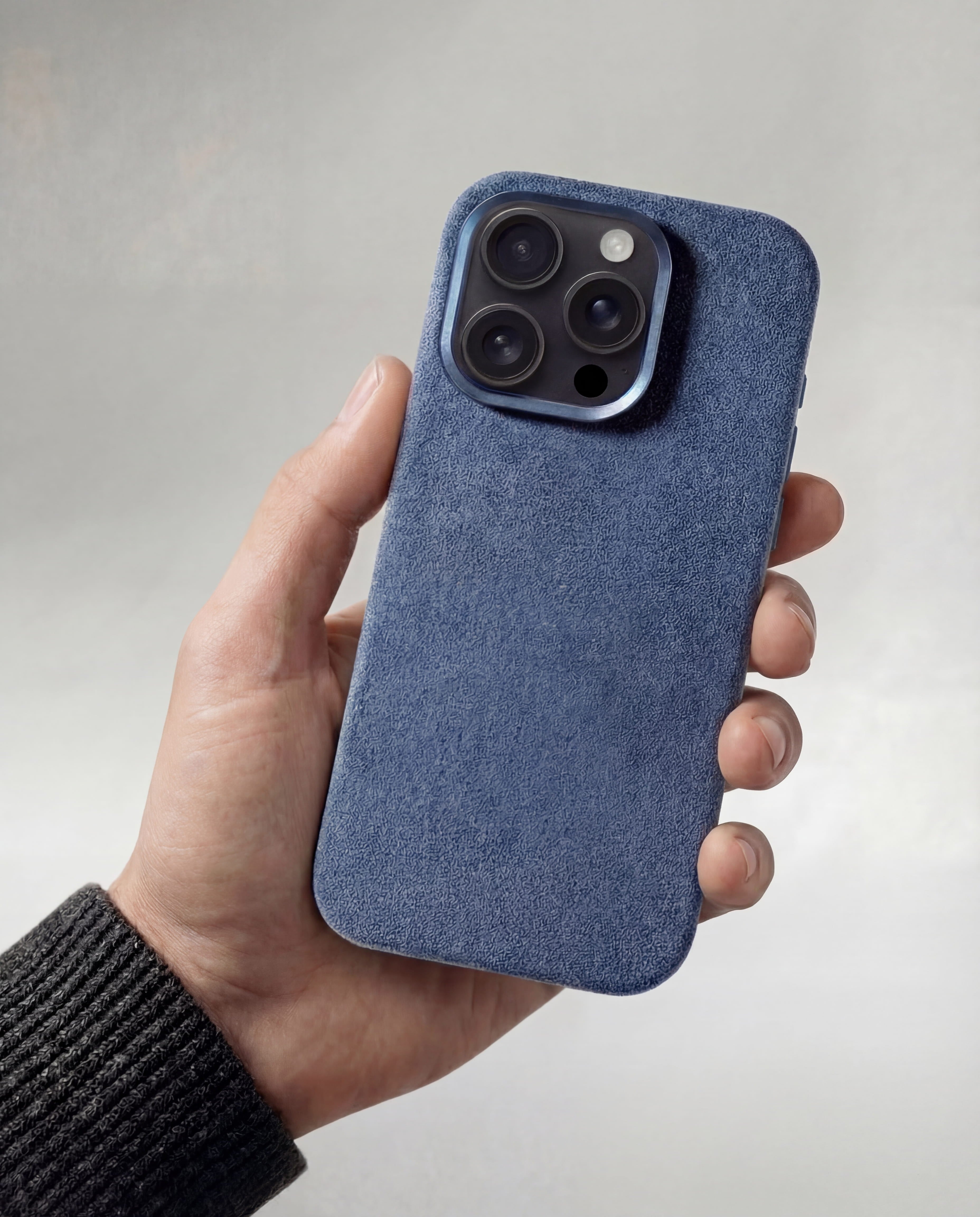iPhone 14 Pro Max - Alcantara Case - Ocean-Blue