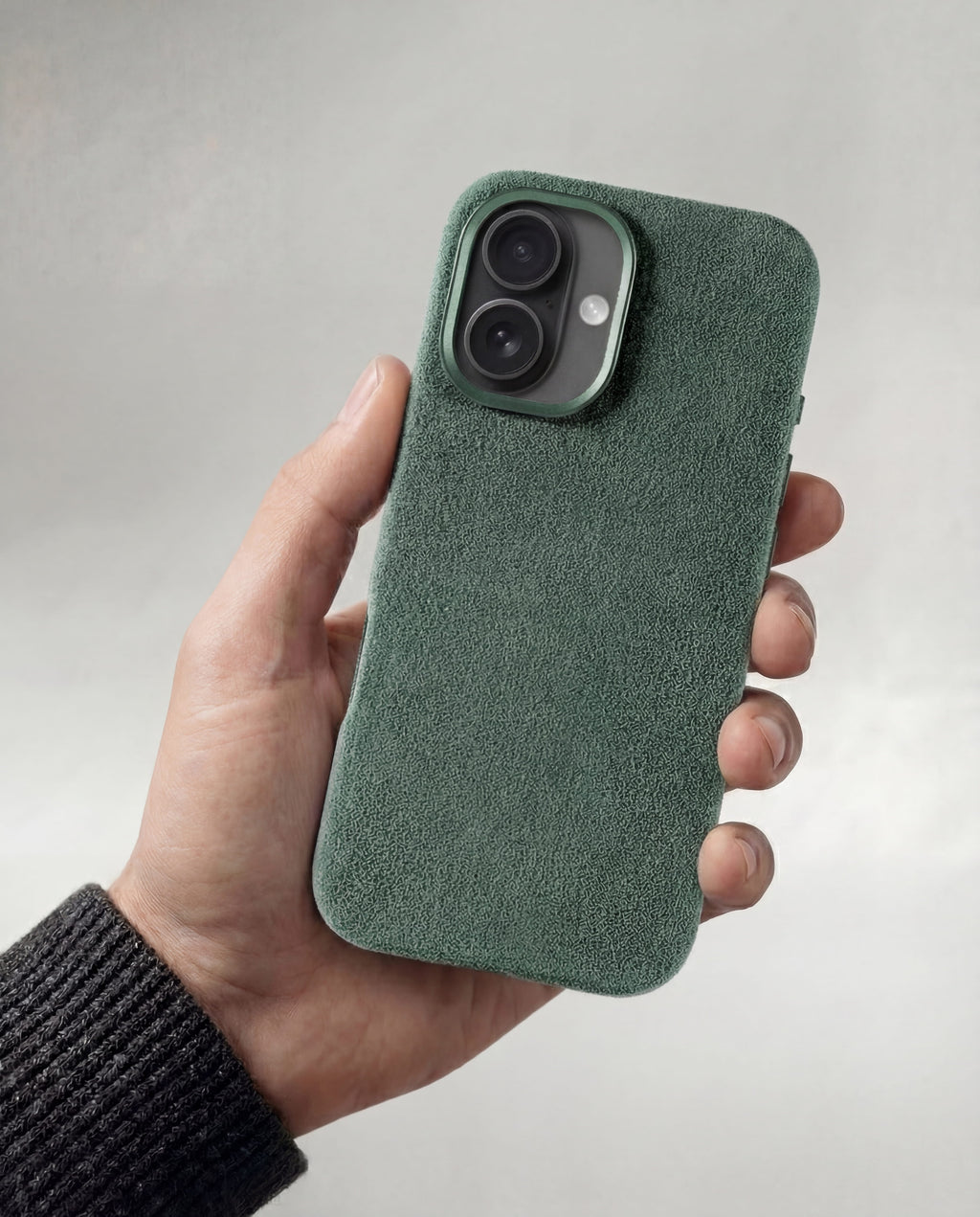 iPhone 16 Plus - Alcantara Case - Forest-Green