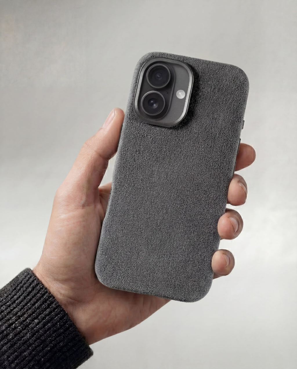 iPhone 16 Plus - Alcantara Case - Midnight-Black