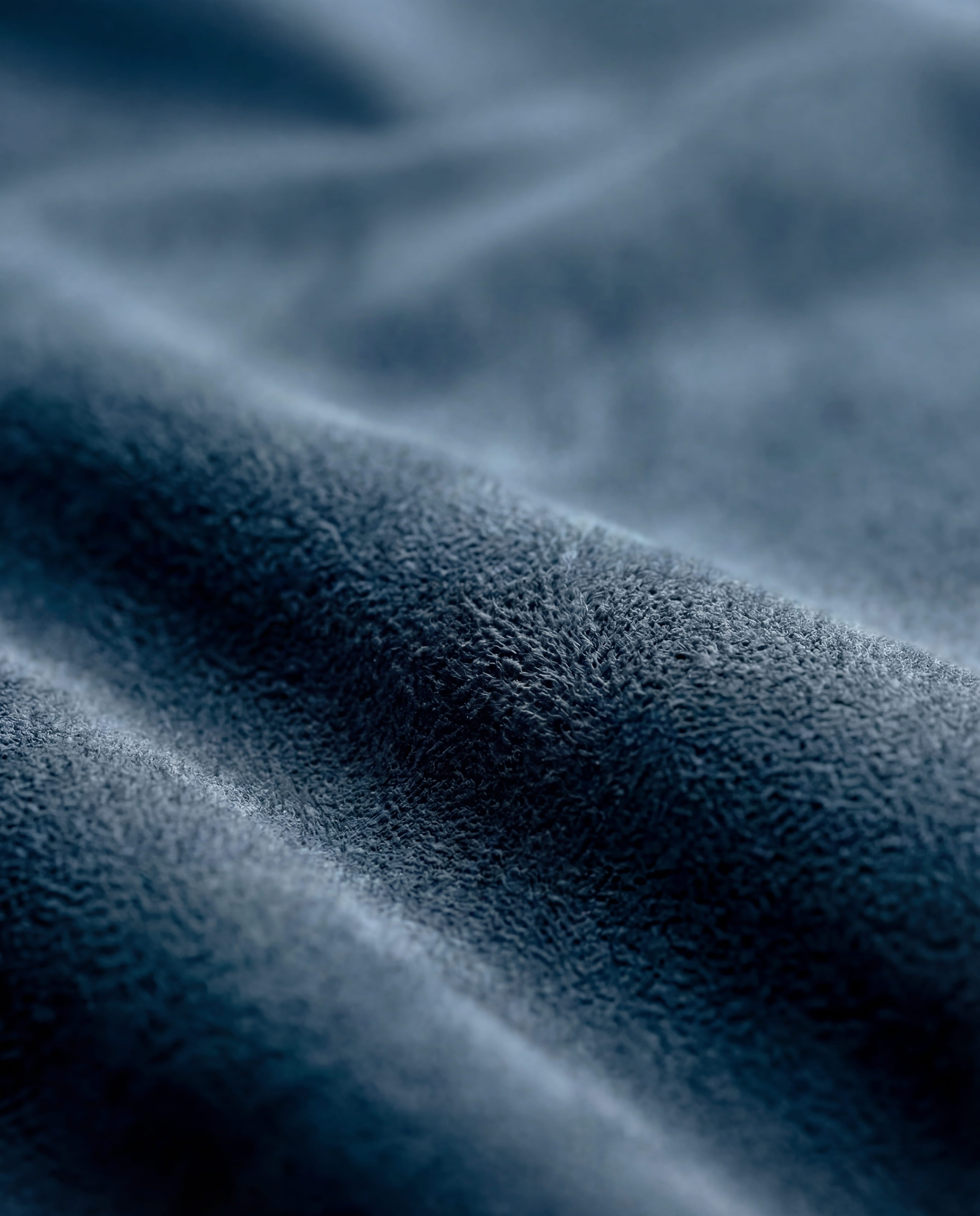iPhone 16 Plus - Alcantara Case - Ocean-Blue