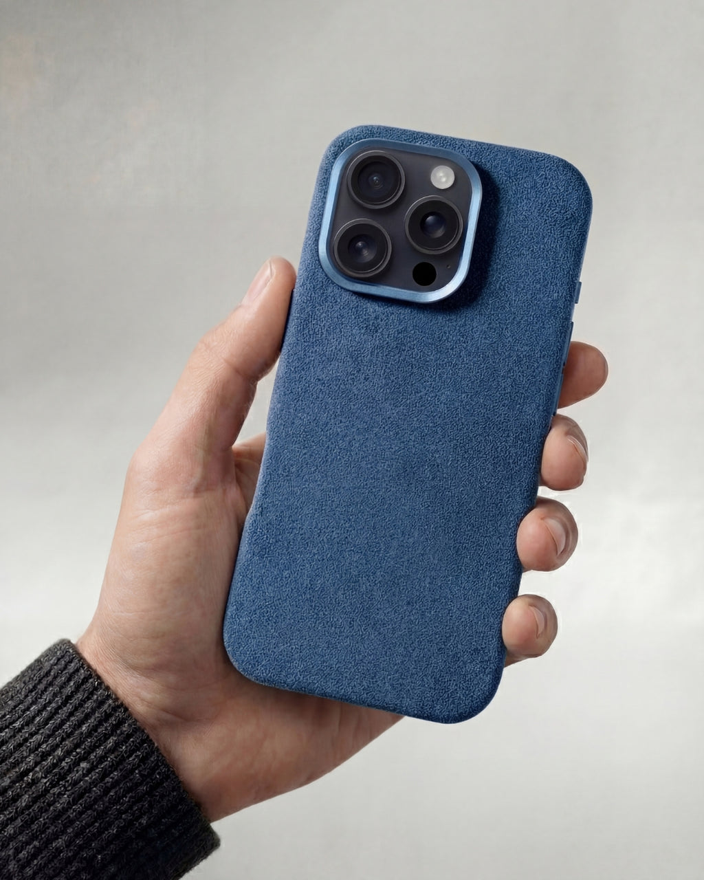 iPhone 16 Pro - Alcantara Case - Ocean-Blue