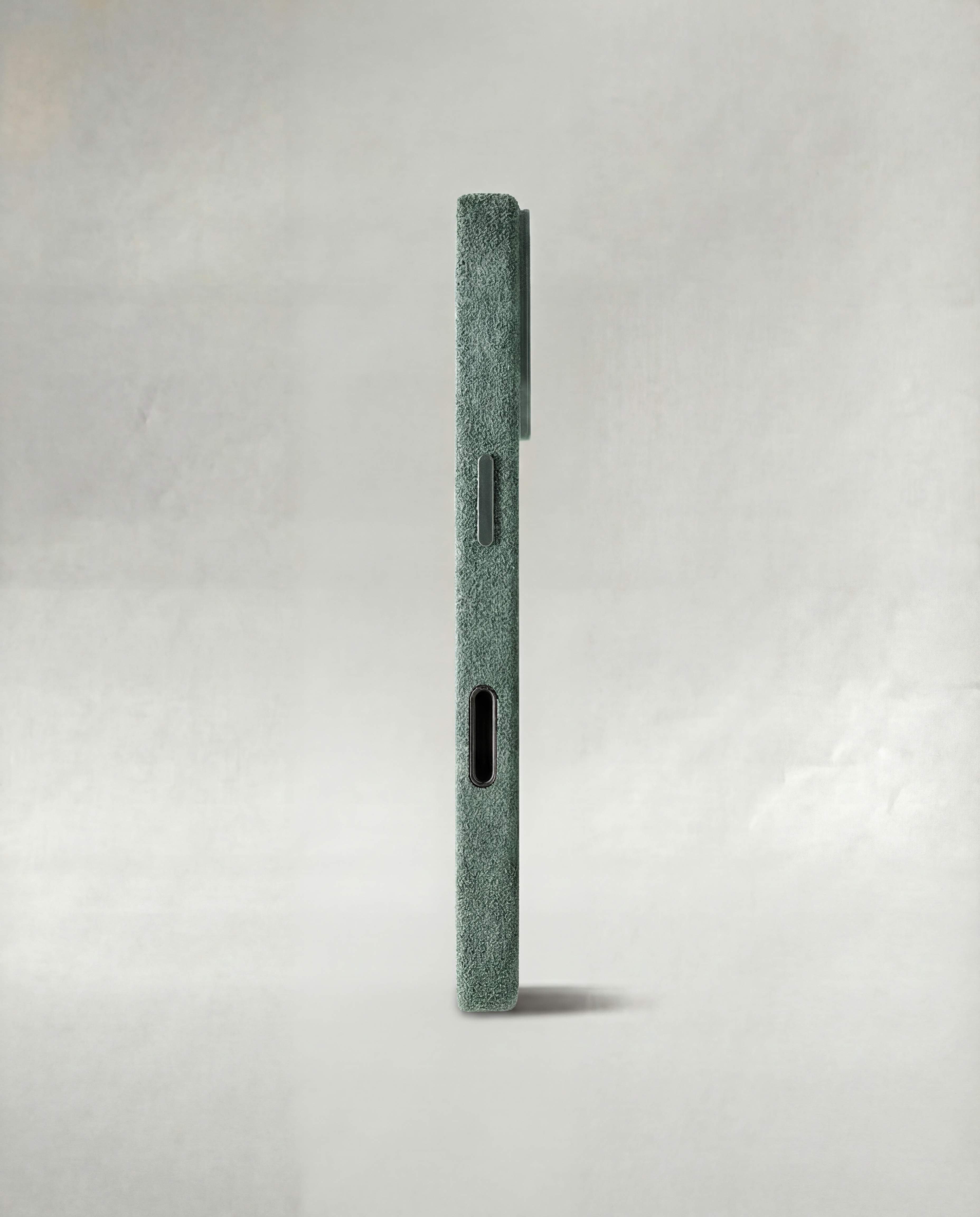 iPhone 17 - Alcantara Case - Forest-Green