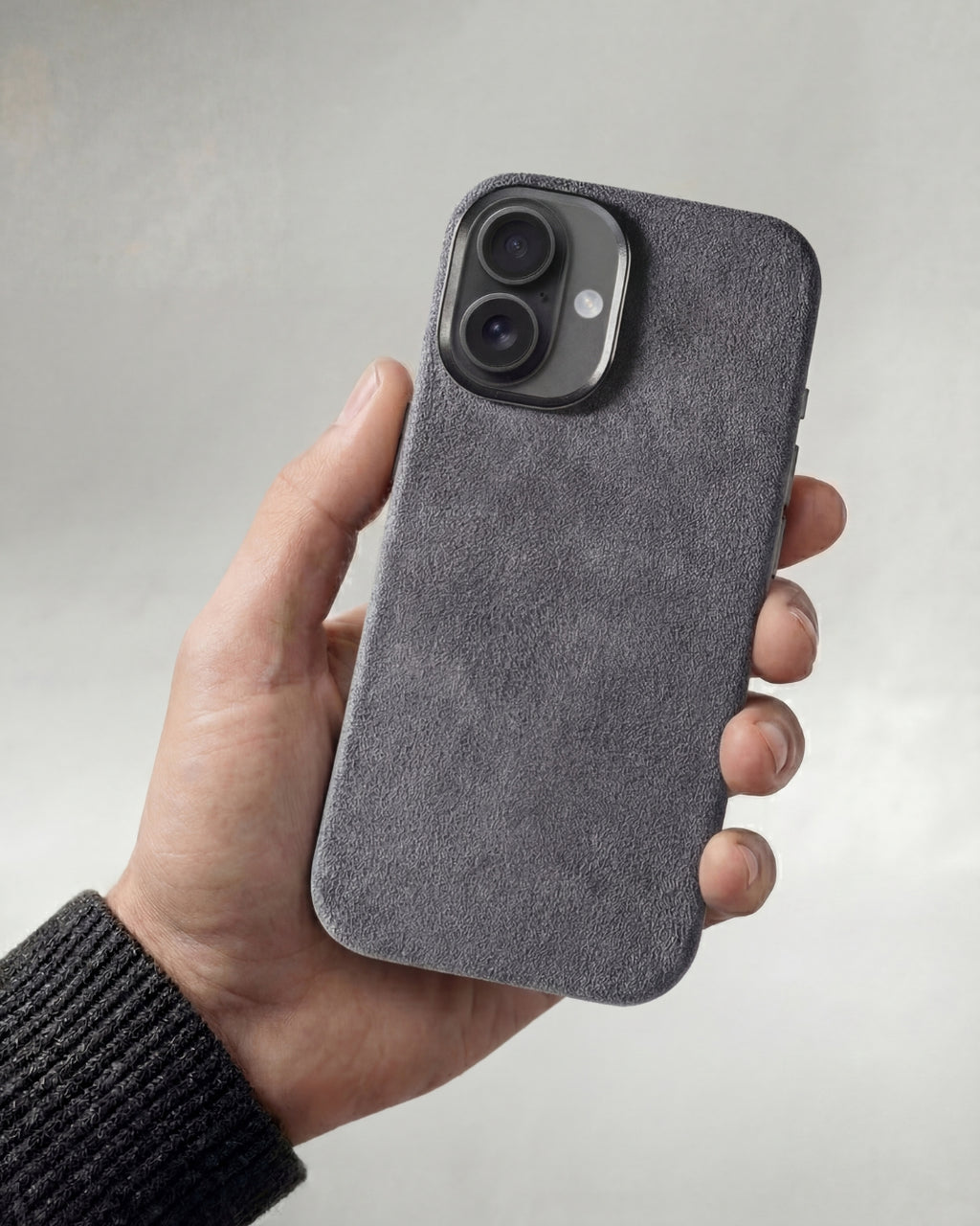 iPhone 17 - Alcantara Case - Midnight-Black